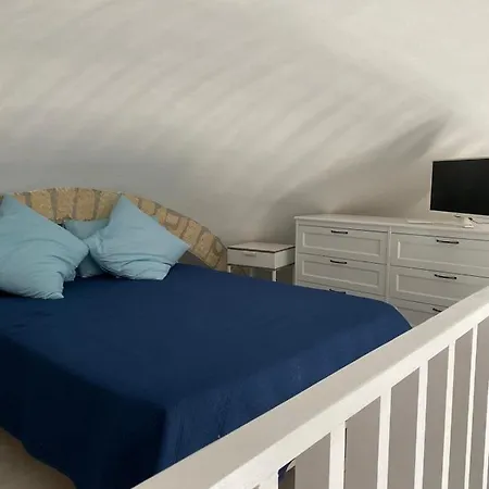 Dimora Maiolica Apartment *